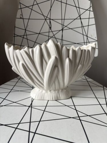 Vintage Sylvac White Cream Hyacinth Mantle Vase - Picture 2 of 16