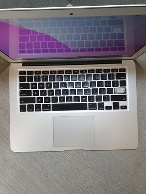 Apple MacBook Air 13