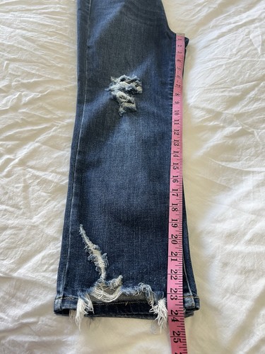 Judy Blue | SZ 5 / 27 | Blue Tamara Mid Rise Distressed Cropped Fit Jeans Blue - Picture 7 of 9