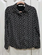 LC Lauren Conrad S Black Long Sleeve Button Up Blouse Top Bows Novelty Print