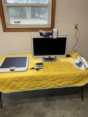 Enhanced Vision DAVINCI PRO HD OCR Desktop Magnifier Text to Speech DAVP1E24A
