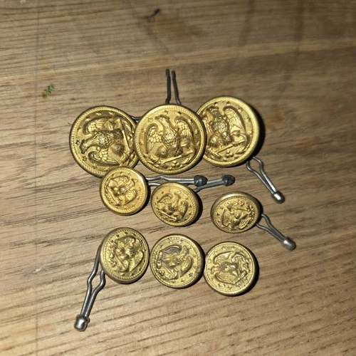 VINTAGE WWII SUPERIOR QUALITY BRASS MILITARY UNIFORM BUTTONS  3 LARGE 6 SMALL