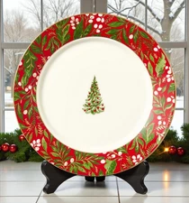 1 Williams Sonoma Red Noel Dinner Plate 10.5" NEW 24K Detail Christmas Tree