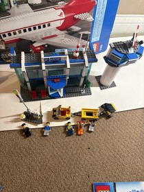 LEGO CITY: Airport (3182)