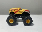 Hot Wheels Monster Jam Wild Thang 2002 Vintage 1:64 Diecast Small Hub Metal Base