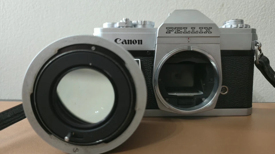 Cámara fotográfica Canon PELLIX SLR 35 mm con lente Canon FL 50 mm F1,4 + ¡Funda! LEER DESC Foto 3 de 4