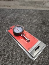 Milton S-932 Dial Tire Gauge 0-60 Psi - 2 Lb Increments Milton S-932 Dial Tire Gauge 0-60 Psi - 2 Lb Increments