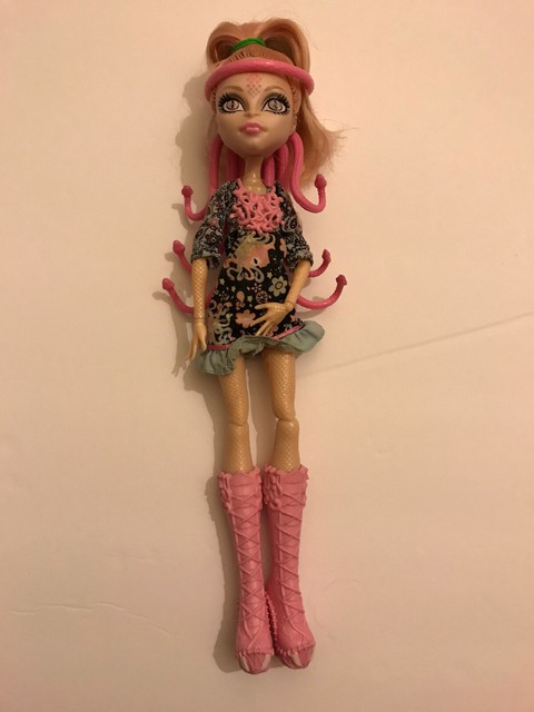 viperine gorgon doll