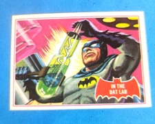 1966 Topps Batman RED Series #25A IN THE BAT LAB  Series 1