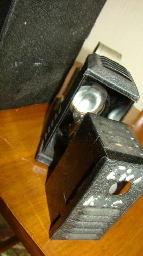 ANTIGUO PROYECTOR DE TIRA DE PELÍCULA DE 35 MM DAVIDSON MIGHTY MIDGET DE COLECCIÓN DÉCADA DE 1930 FUNCIONA - Imagen 9 de 10