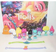Trolls Band Together Movie Deluxe Figure Set of 14 Toy Kit with 10 Figures