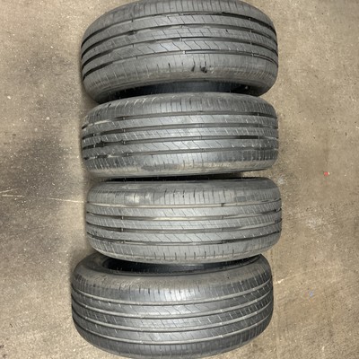 4x 215/55 R17 98 W Goodyear EfficientGrip DOT 4123 Neuwertig Satz