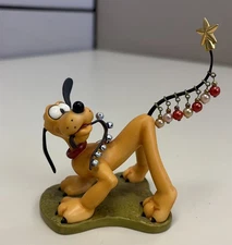 WDCC Disney Pluto Helps Decorate Christmas Tree Ornament COA in Box
