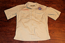 Boy Scouts of America BSA Youth Shirt Tan Medium Sewn Patches Spots