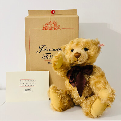 STEIFF Bär JAHRTAUSEND TEDDYBÄR | 670374 | KF | 43 cm | Jahr 1999 | Sehr gut