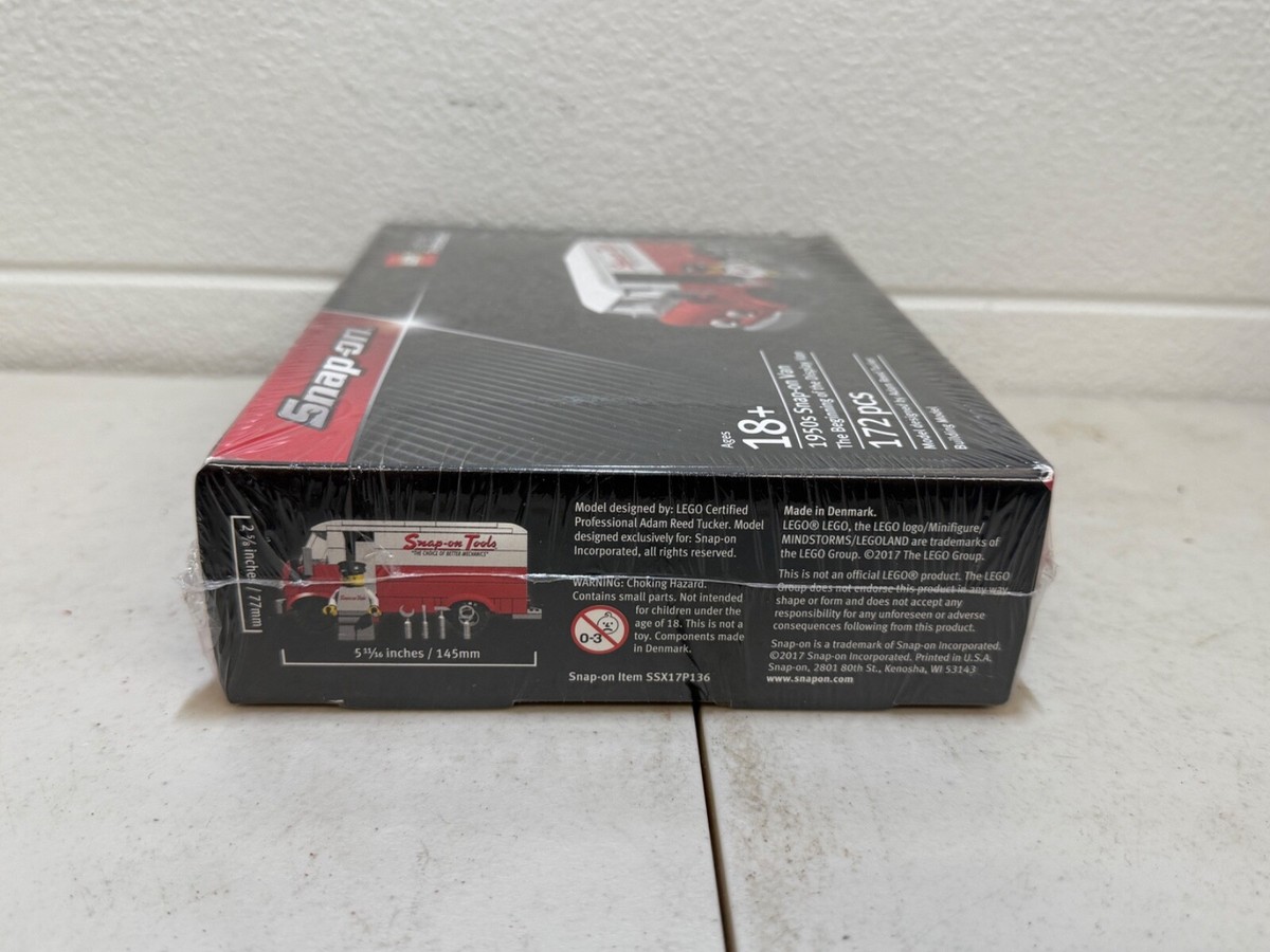 Lego Snap On Freightliner MT-55 1950