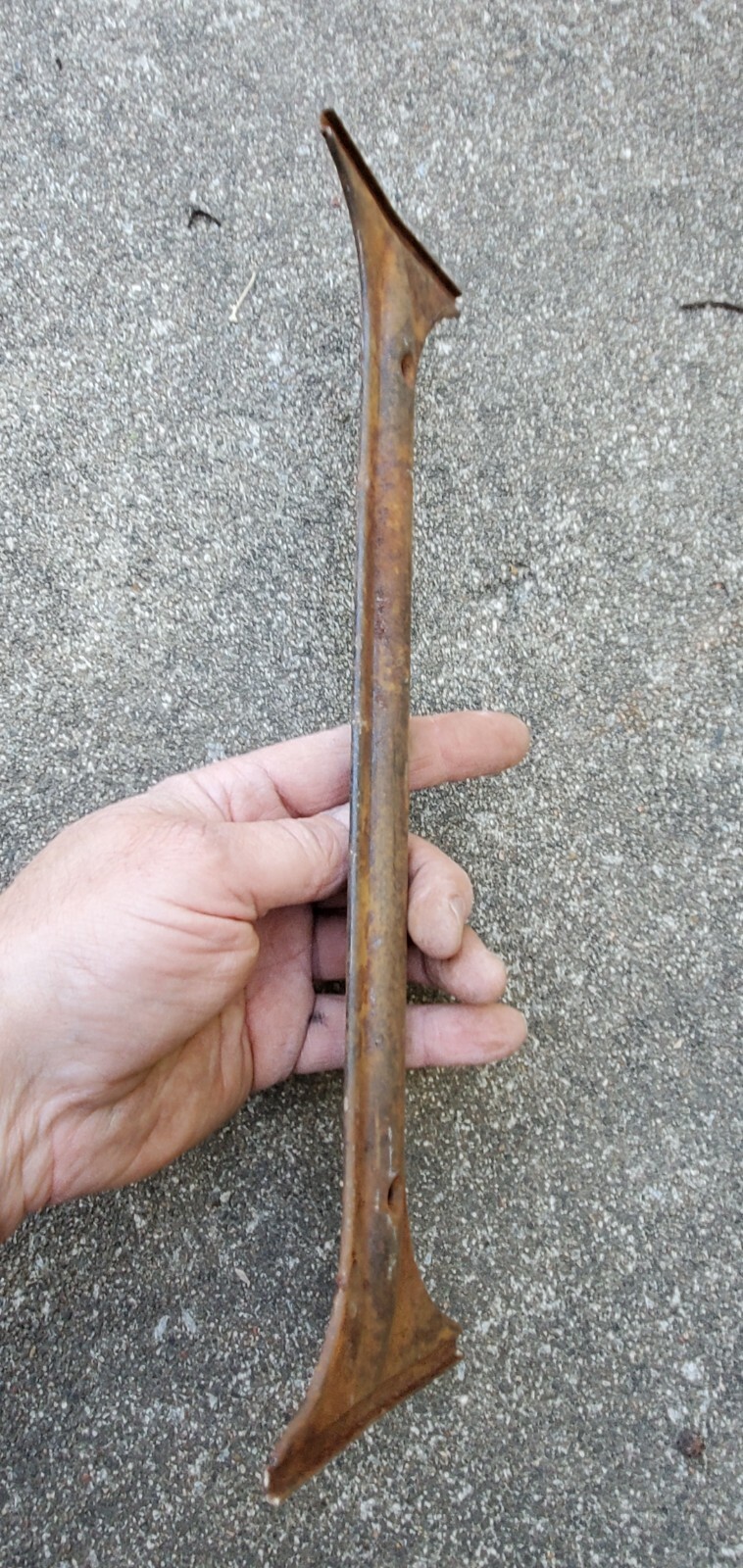 1939 1940 Ford Mercury Rear Window Garnish Molding Trim Center Divider