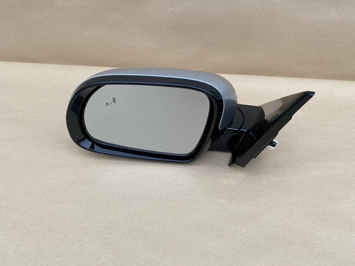2020-22 Kia Soul Left Driver Side Silver Color OEM Side View Mirror 87610-K0440