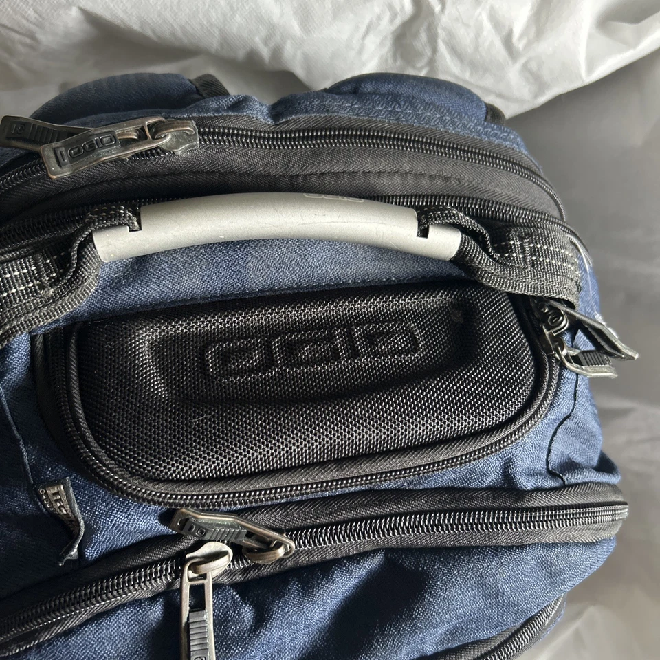 OGIO Laptop Business Travel Student Backpack Travel Friendly Blue Lightweight !! - Image 4 of 4