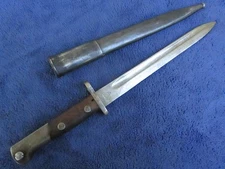 ORIGINAL VINTAGE YUGOSLAVIAN SHORTENED M1924 MAUSER RIFLE BAYONET AND SCABBARD