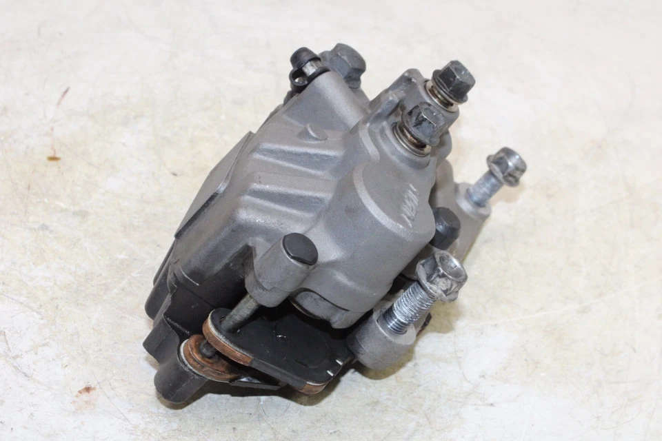 2006 HONDA GOLDWING 1800 GL1800 OEM ЗАДНИЙ ТОРМОЗНОЙ СУППОРТ С КРЕПЛЕНИЕМ КРОНШТЕЙН - Изображение 2 из 4