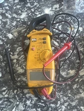 UEI DL250 Clamp Tester With Leads.