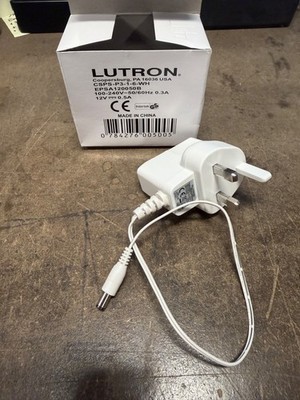 New Lutron CSPS-P3-1-6-WH 12 Volts Plug-in Power Supply Adapter for UK/Europe