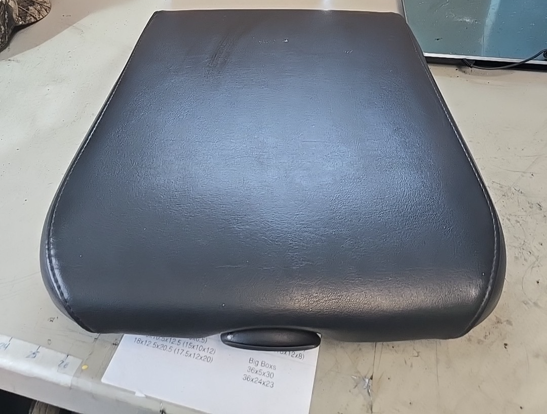 2009 Dodge Ram 1500 Center Console Lid/Armrest Black Leather