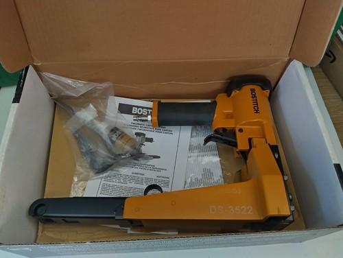 Bostitch DS-3522 Pneumatic Carton Stapler Top Closer Stick - Open Box TESTED!