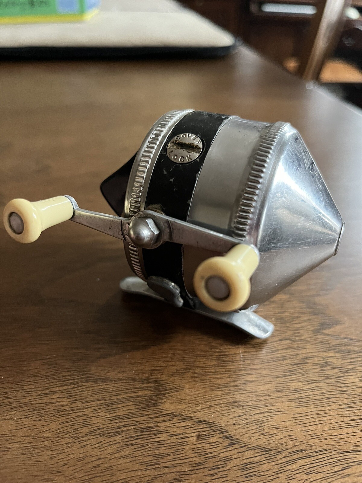 ZEBCO MODEL 33 SPINNER CLOSED FACE SPINNING REEL FISHING eBay