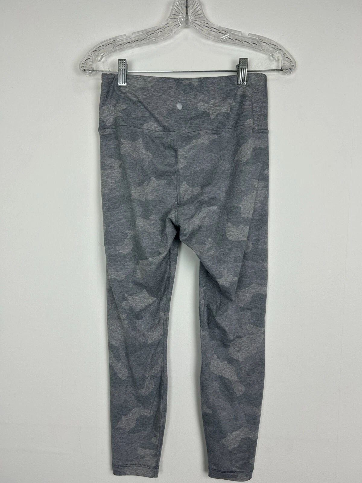 yogalicious lux camo cropped capri activewear leggings
