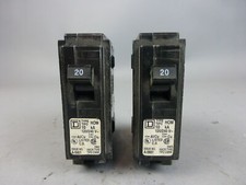  Lot of 2 Square D Circuit Breakers 20A 1P