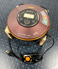 Sony PSYC Atrac3plus MP3 Portable CD Player Walkman Purple D-NE320 Remote Works