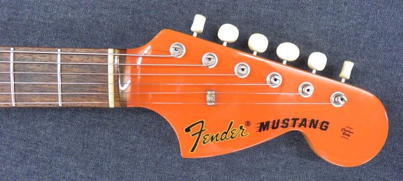 ぷゅ　Fender Japan MG73/CO (OCR) Fender Japan '73 Mustang MG73-CO Competition Old Candy Apple