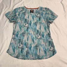 Dickies Dynamix Women’s Scrub Top V-Neck In Tropical Oasis Sz S