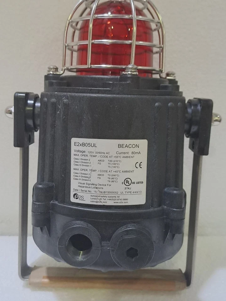 BEACON E2xB05UL Xenon Strobe Red 120v 50/60Hz AC Current 80 mA - Image 2 of 4