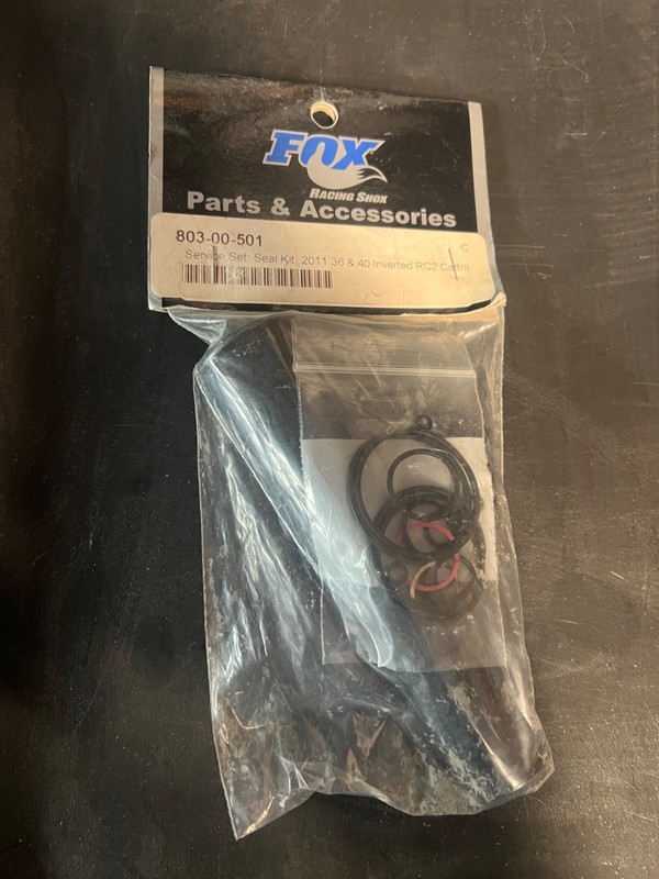 Fox Racing Service Set Seal kit 803-00-501.  2011 36 & 40 Inverted RC2 Cartridge
