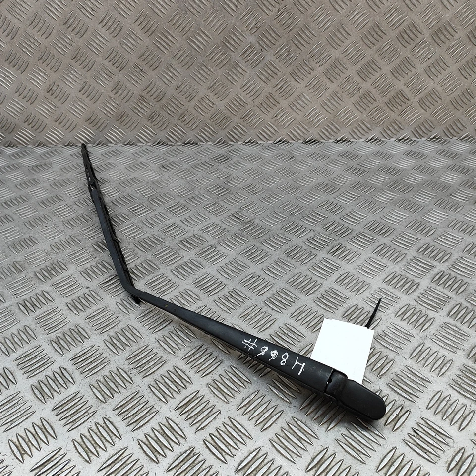 TOYOTA CELICA T230 Tailgate Window Wiper Arm 85241-20150 2002 28446092 - Image 2 of 4