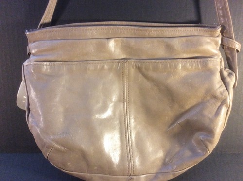 Stone Mountain Faux leather beige Purse Distressed - Picture 4 of 8