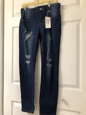 Women s New With Tags Jeans Size Small