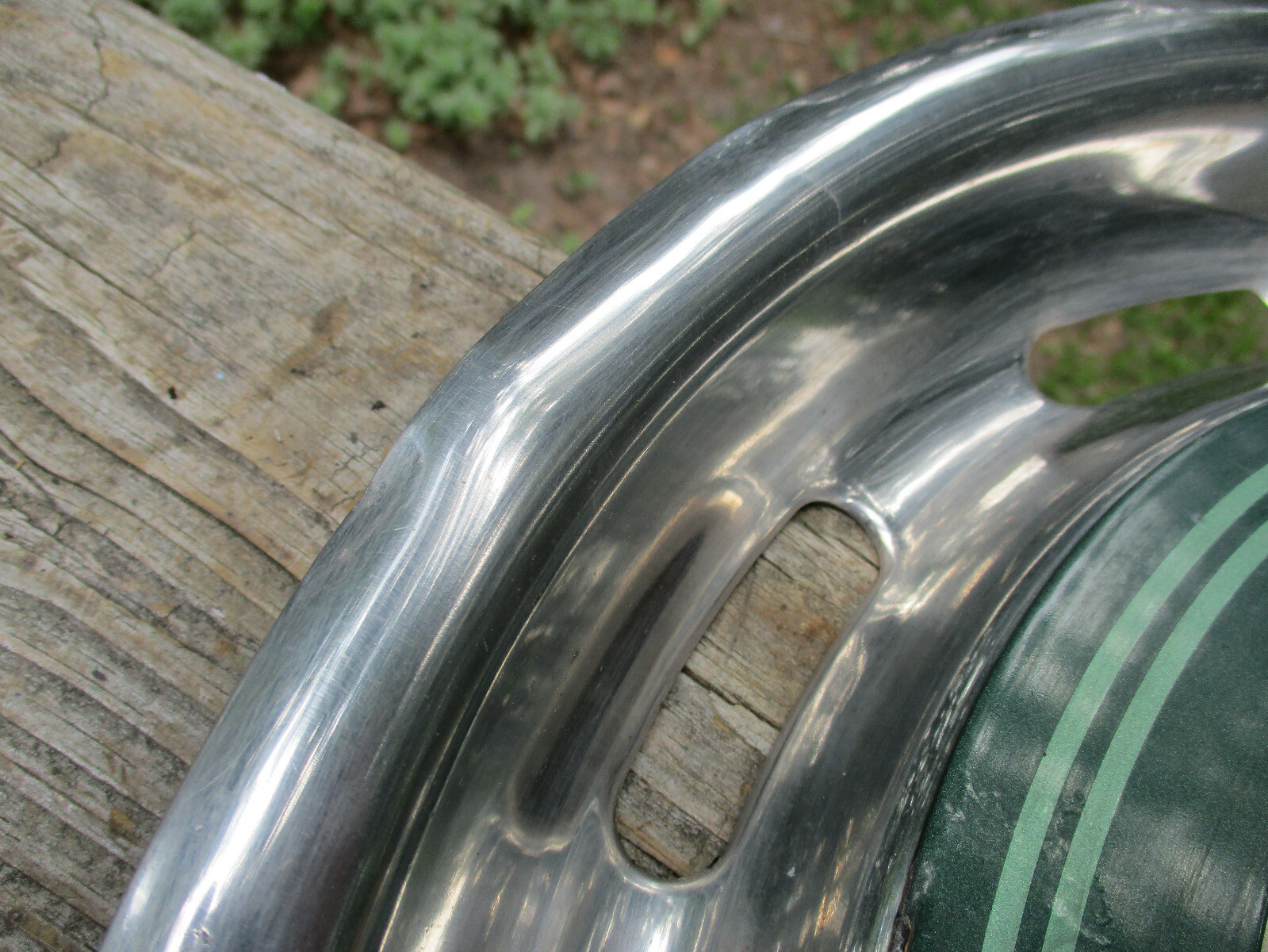 (One) Vintage Rolls Royce Hub Cap Green Stripe 10 Slots 16 1/2" wide