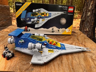 LEGO Icons: Galaxy Explorer (10497)