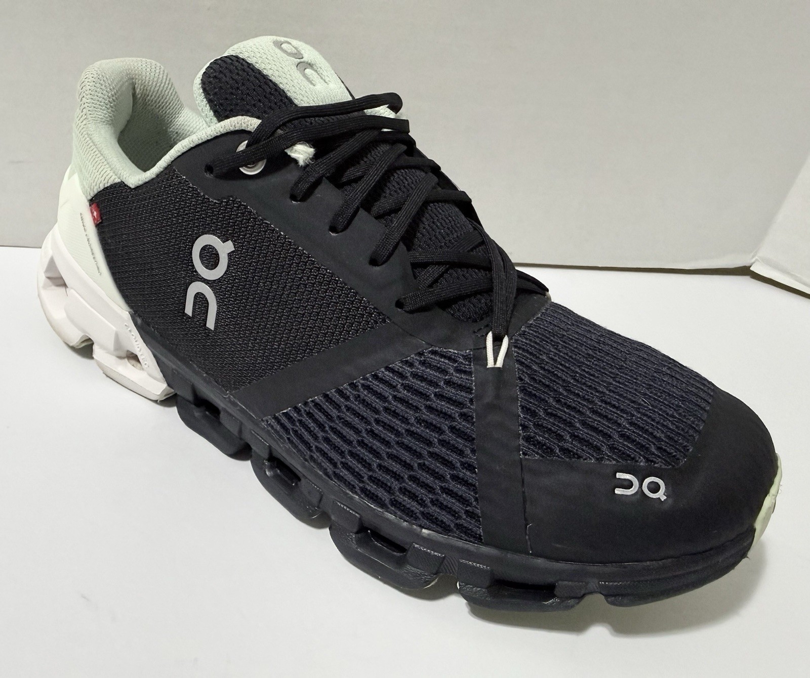 ON CLOUD CLOUDFLYER 4 HELION CLOUDTEC BLACK / MIN… - image 1