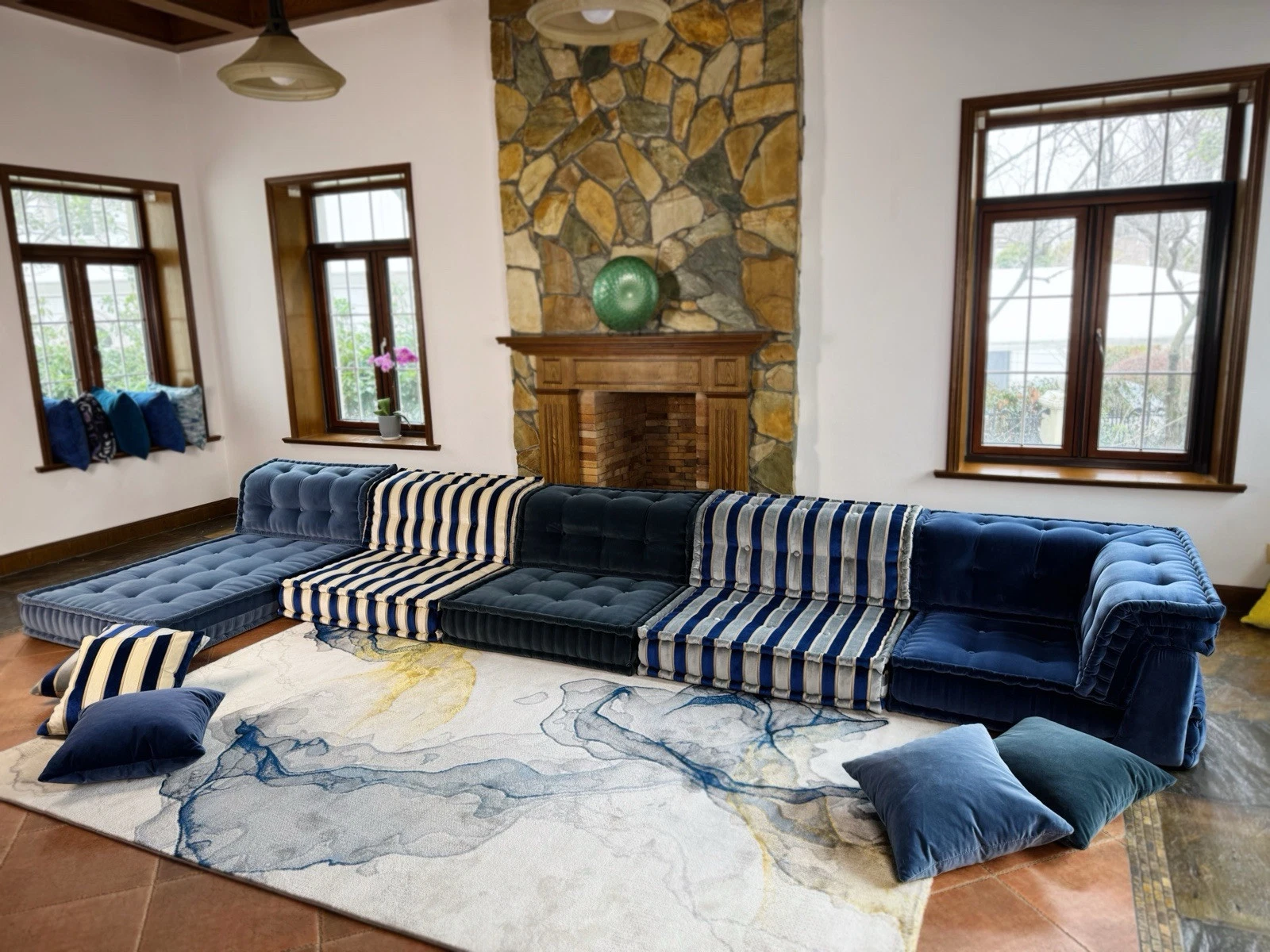 Hand tufted Mah Jong Sofa Couch Customized Custom Modular Whole Sectional Set
Opens in a new window