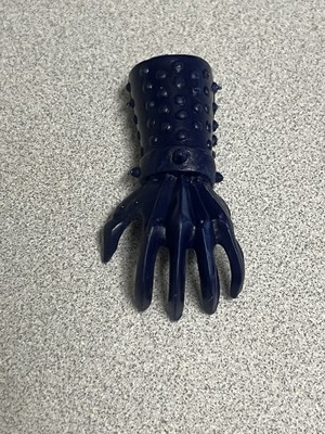 VTG MOTU TERROR CLAWS SKELETOR LEFT GLOVE Masters Of The Universe Accessories