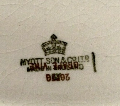 Vintage Myott Son Co set 2 Serving Plates Grapevine pattern. Made in England. - Picture 3 of 7