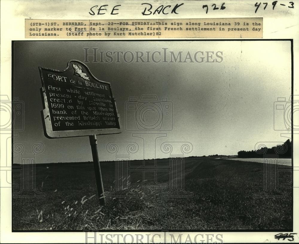 Photo Fort De La Boulaye Marker Indicates 1st French Settlem