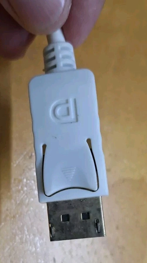 Used Working Condition Display Port Male DP To VGA Female Convertor Adapter 1pc - Image 3 of 4