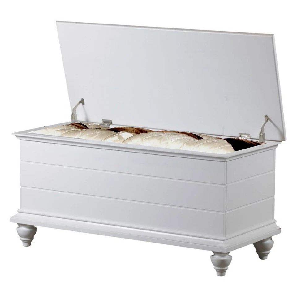 Cubo de almacenamiento de madera de cedro Powell Children Whitehurst, blanco Foto 2 de 4