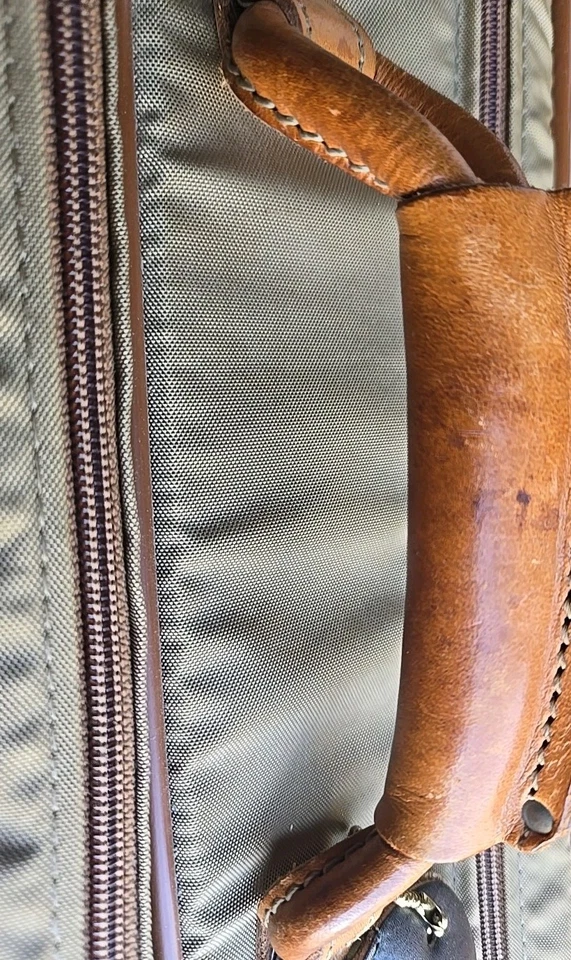 Vintage Hartmann Luggage 24" Nylon Lightweight Suitcase Green Brown Leather Trim - Image 3 of 4